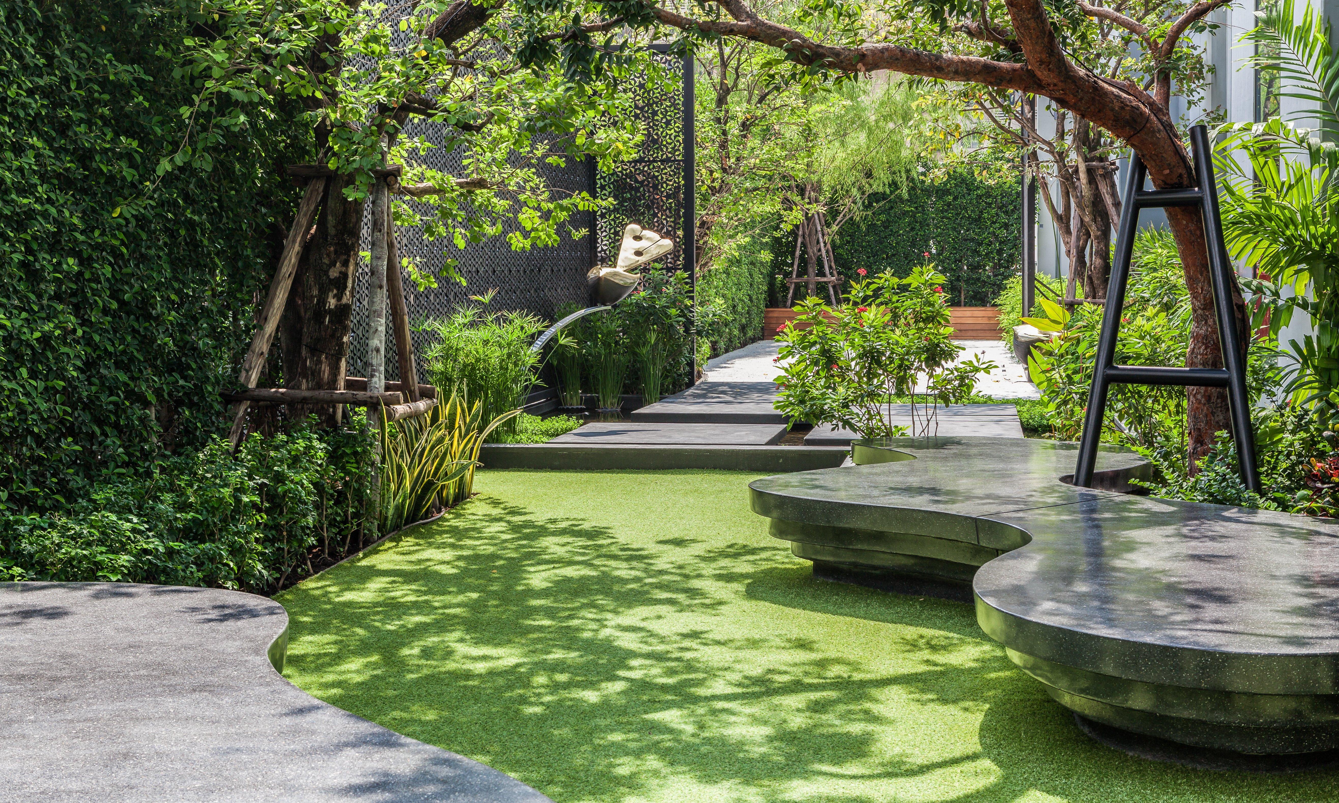 Holiday Inn Express Bangkok Soi Soonvijai By Ihg Exterior photo